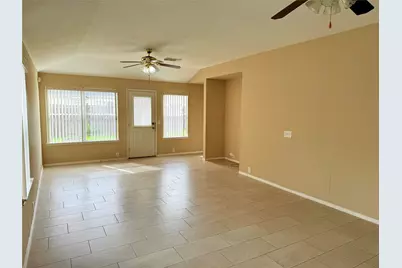 10610 Sugar Place Court, Sugar Land, TX 77498 - Photo 9