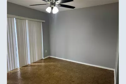 7925 Grove Ridge Drive, Houston, TX 77061 - Photo 7