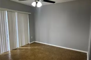 7925 Grove Ridge Dr, Houston, TX 77061 - Photo 7