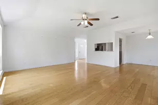 214 Glen Haven Ct, League City, TX 77573 - Photo 7