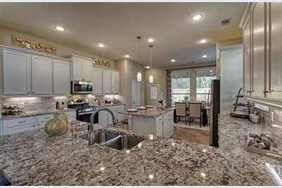 12102 Maple Court, Santa Fe, TX 77510 - Photo 9