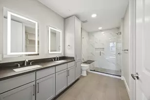 9757 Katy Freeway, Houston, TX 77024 - Photo 11