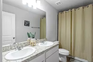 1800 Thompson St, La Marque, TX 77568 - Photo 31