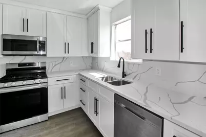 511 Chaseway Drive, Missouri City, TX 77489 - Photo 5