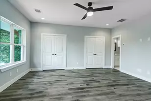 9306 E Avenue L, Houston, TX 77012 - Photo 9