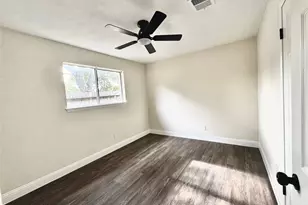 14307 Piping Rock, Houston, TX 77077 - Photo 13
