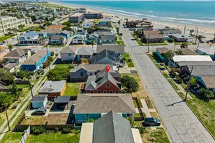 1614 Avenue O, Galveston, TX 77550 - Photo 5
