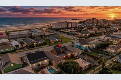 1614 Avenue O, Galveston, TX 77550 - Photo 3