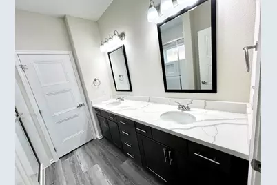 863 B Arbor Pines Ct, Conroe, TX 77303 - Photo 5