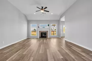 1075 Harrisburg Rd, Brenham, TX 77833 - Photo 11