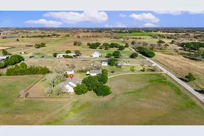 1075 Harrisburg Road, Brenham, TX 77833 - Photo 49