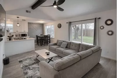 10907 Sageriver Drive, Houston, TX 77089 - Photo 5