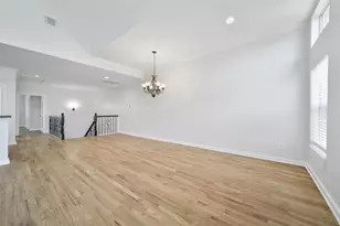 5341 Kiam St, Houston, TX 77007 - Photo 9