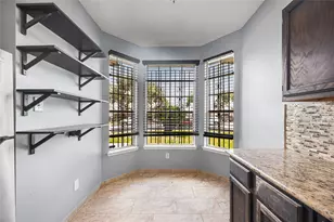 8107 Summer Trail Dr, Houston, TX 77040 - Photo 11
