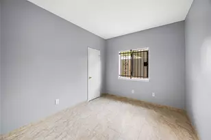 8107 Summer Trail Dr, Houston, TX 77040 - Photo 15