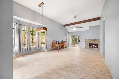 8107 Summer Trail Drive, Houston, TX 77040 - Photo 3