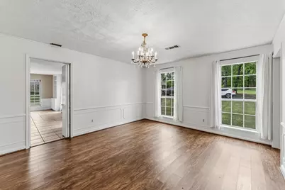 235 Royal Oaks, Huntsville, TX 77320 - Photo 11