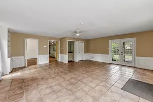 235 Royal Oaks, Huntsville, TX 77320 - Photo 13