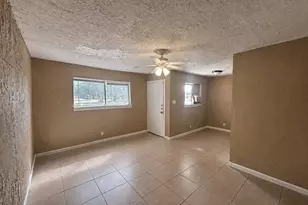 3906 Video St A St, Dickinson, TX 77539 - Photo 3