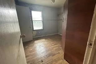 113 Iden Dr, Angleton, TX 77515 - Photo 5