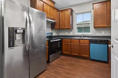 2212 Victory Street, Galveston, TX 77551 - Photo 3