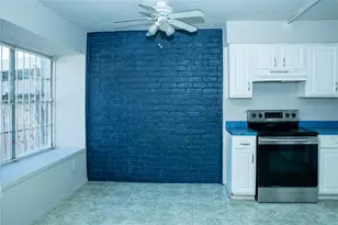 12823 High Star Dr, Houston, TX 77072 - Photo 5