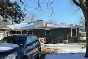 1109 Nugent St, Bowie, TX 76230 - Photo 5