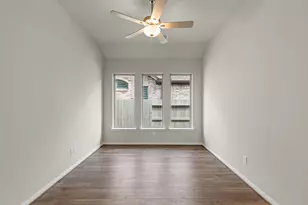 2302 Gleaming Pear Dr, Manvel, TX 77578 - Photo 11