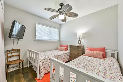 908 Calico Jack Cove, Galveston, TX 77554 - Photo 27