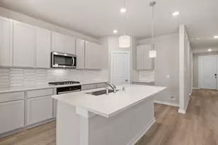 1915 Stargazer Ln, Angleton, TX 77515 - Photo 7