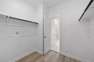 1915 Stargazer Ln, Angleton, TX 77515 - Photo 23