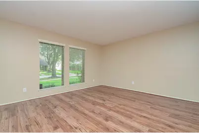 3027 Colonial Drive, Sugar Land, TX 77479 - Photo 5