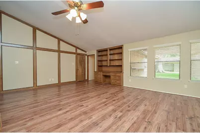 3027 Colonial Drive, Sugar Land, TX 77479 - Photo 15