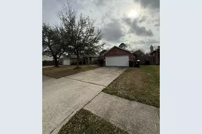 4838 Chase Court Drive, Bacliff, TX 77518 - Photo 5