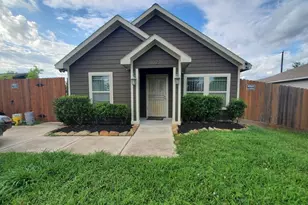 3021 Sparrow St, Houston, TX 77051 - Photo 1