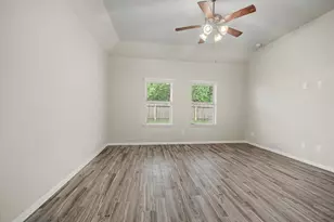 5127 Gulf Stream Ln, Bacliff, TX 77518 - Photo 11