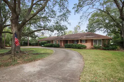 907 Gondola Street, Sugar Land, TX 77478 - Photo 3