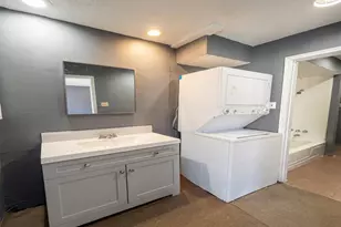 7700 Creekbend Dr, Houston, TX 77071 - Photo 9