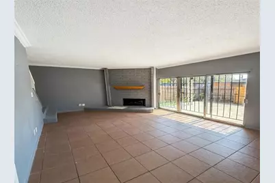 7700 Creekbend Drive #103, Houston, TX 77071 - Photo 5