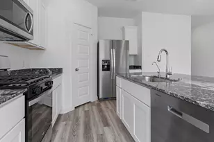 9110 Sunset Marina Way, Iowa Colony, TX 77583 - Photo 5