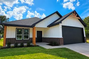 1303 Red Fox Dr, Houston, TX 77532 - Photo 3