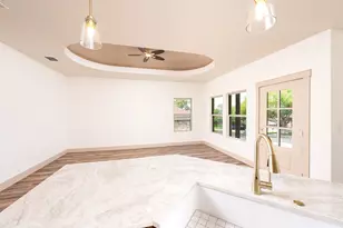 706 Oak Valley Dr, Kerrville, TX 78028 - Photo 11