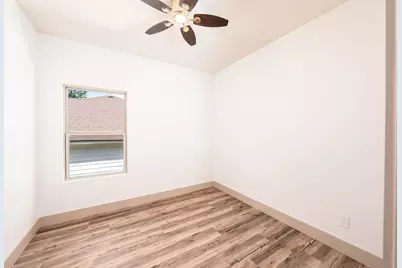 706 Oak Valley Drive, Kerrville, TX 78028 - Photo 23