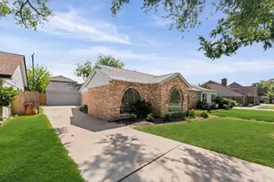 2914 Riata Ln, Houston, TX 77043 - Photo 3