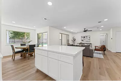 2914 Riata Lane, Houston, TX 77043 - Photo 15