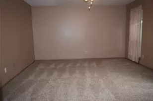 7331 Rancho Mission Dr, Houston, TX 77083 - Photo 11