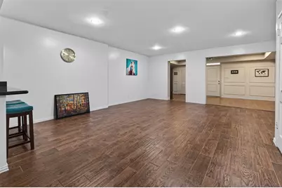 5530 Holly Street #F, Houston, TX 77081 - Photo 11