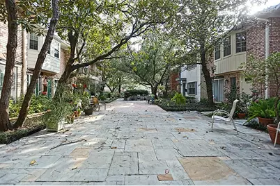 5530 Holly Street #F, Houston, TX 77081 - Photo 31