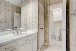 2004 Nantucket Dr, Houston, TX 77057 - Photo 37