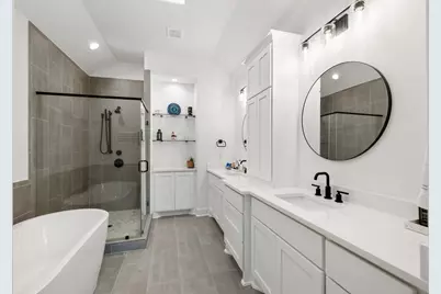 817 W 19th Street, Houston, TX 77008 - Photo 15